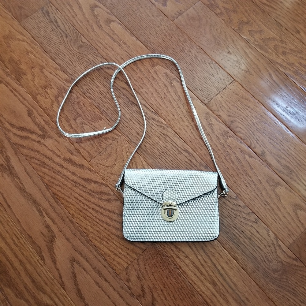 Ellassay Silver Crossbody